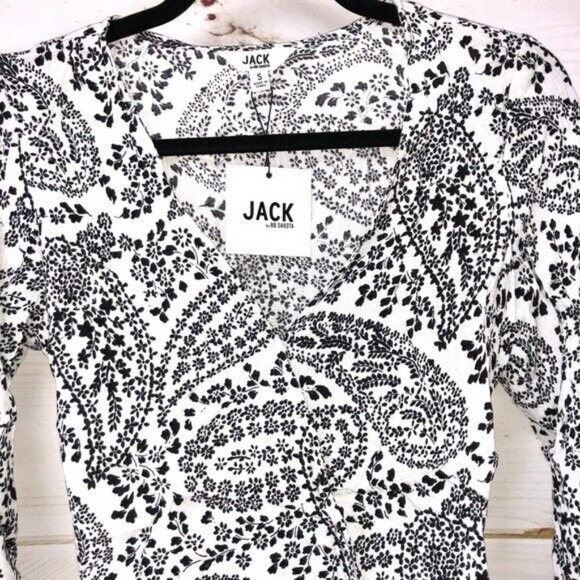 Street Wrap Top Ivory & Black Long Sleeves with Slit Small Jack By BB Dakota NWT - Picture 6 of 12